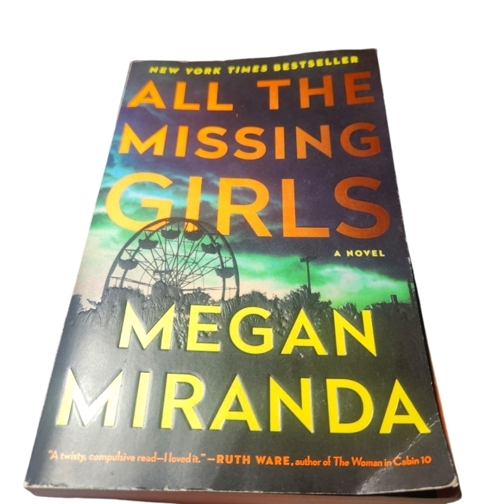 All the missing girls by Megan Miranda